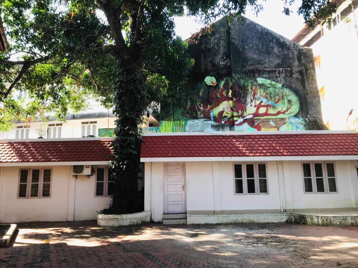 Ballard Bungallow Kochi Buitenkant foto