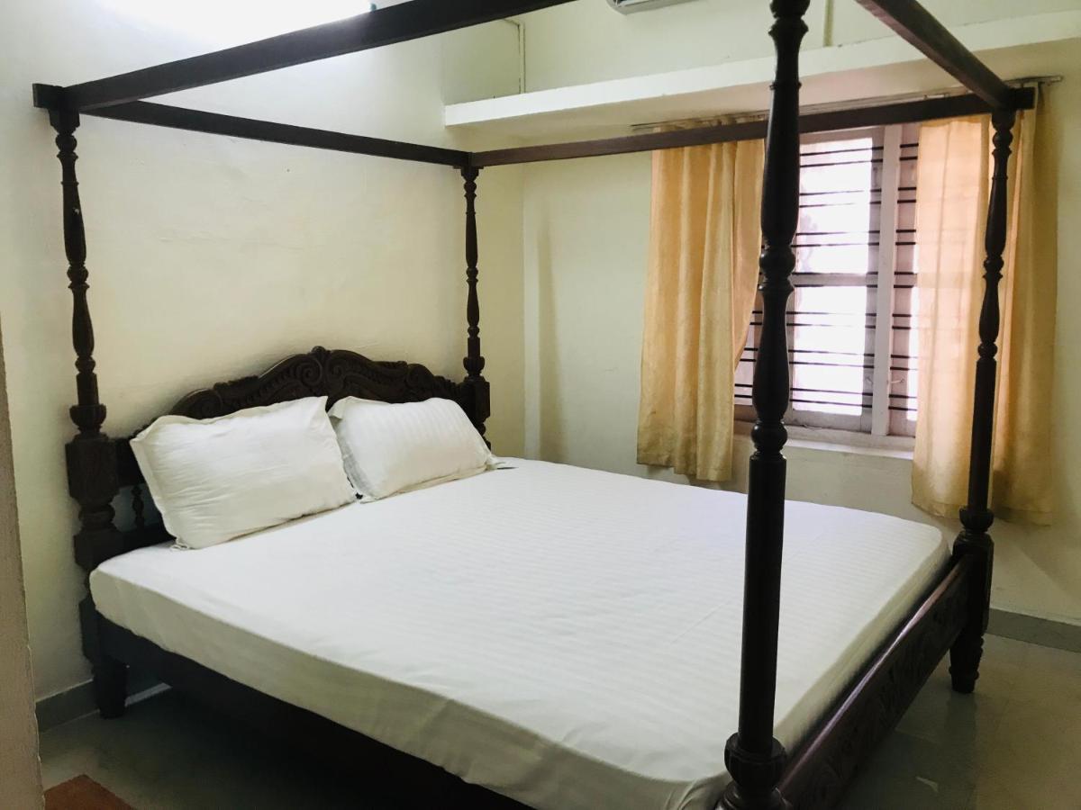 Ballard Bungallow Kochi Buitenkant foto