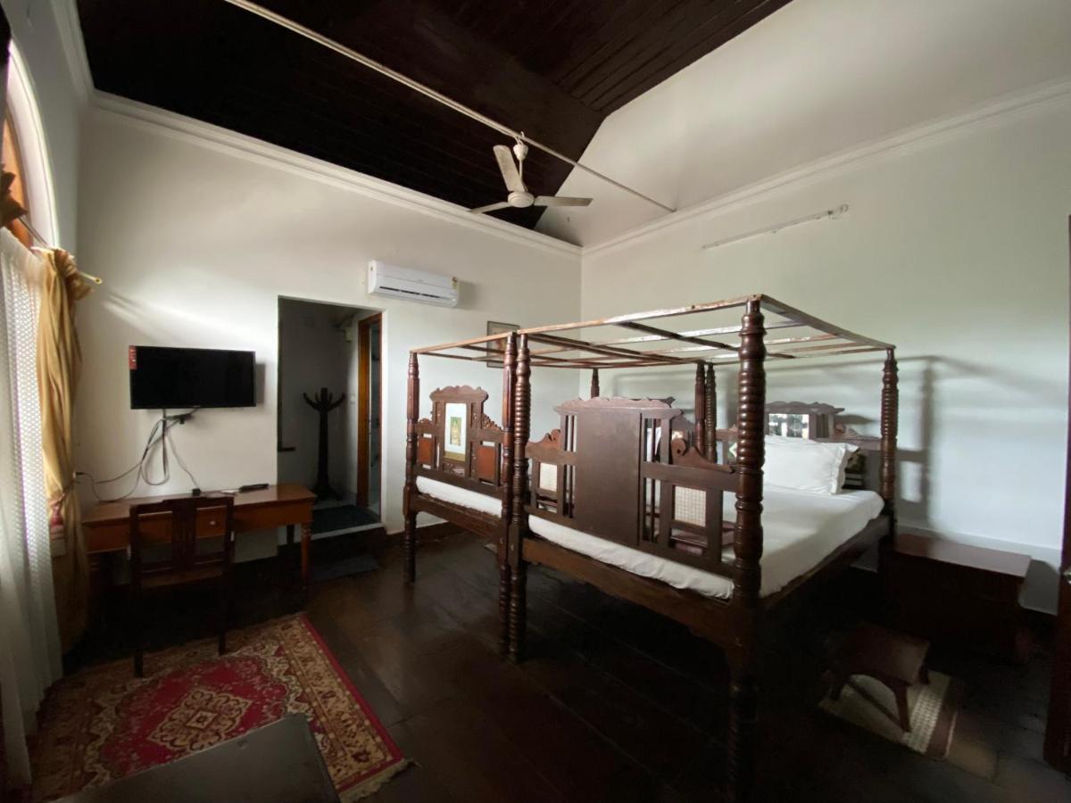 Ballard Bungallow Kochi Buitenkant foto