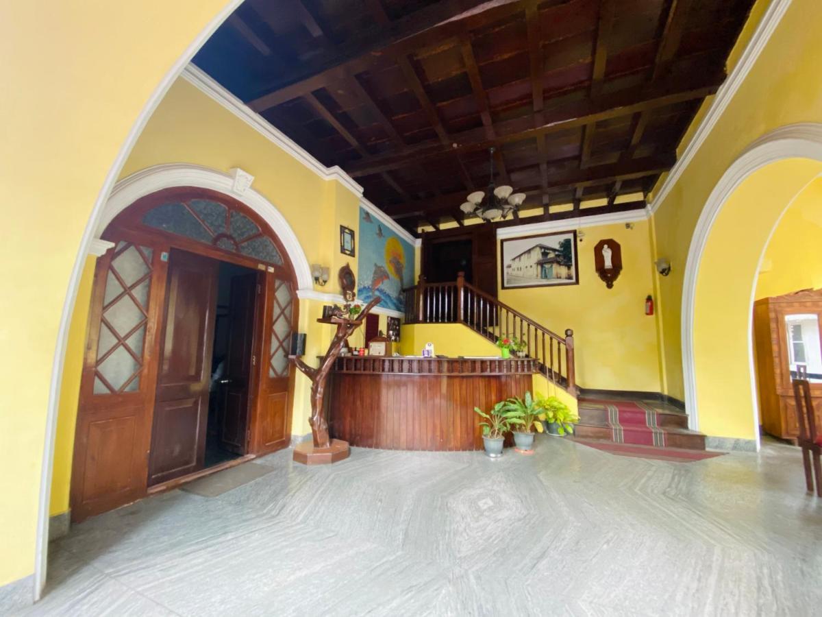 Ballard Bungallow Kochi Buitenkant foto