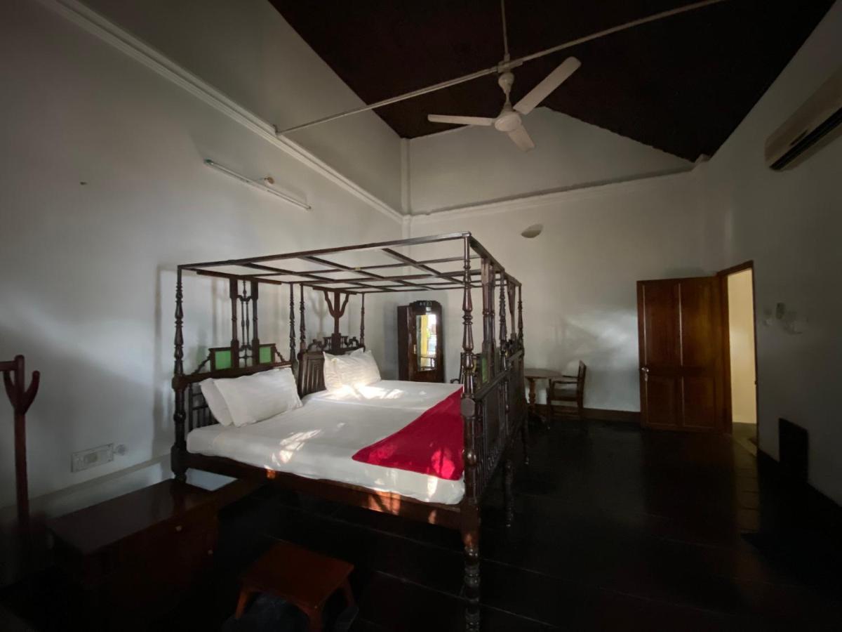Ballard Bungallow Kochi Buitenkant foto