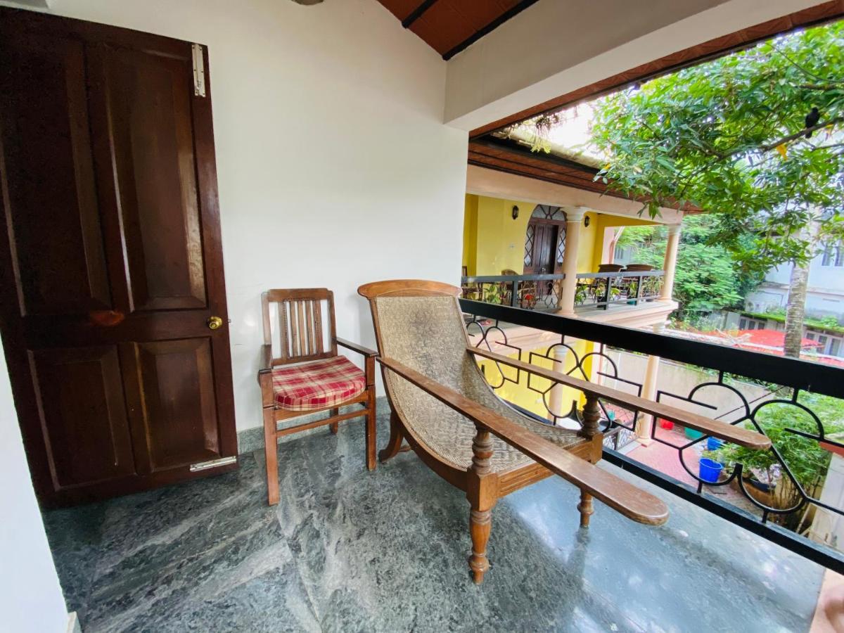 Ballard Bungallow Kochi Buitenkant foto
